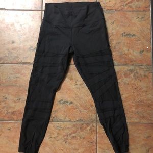 Lululemon 7/8 leggings mesh